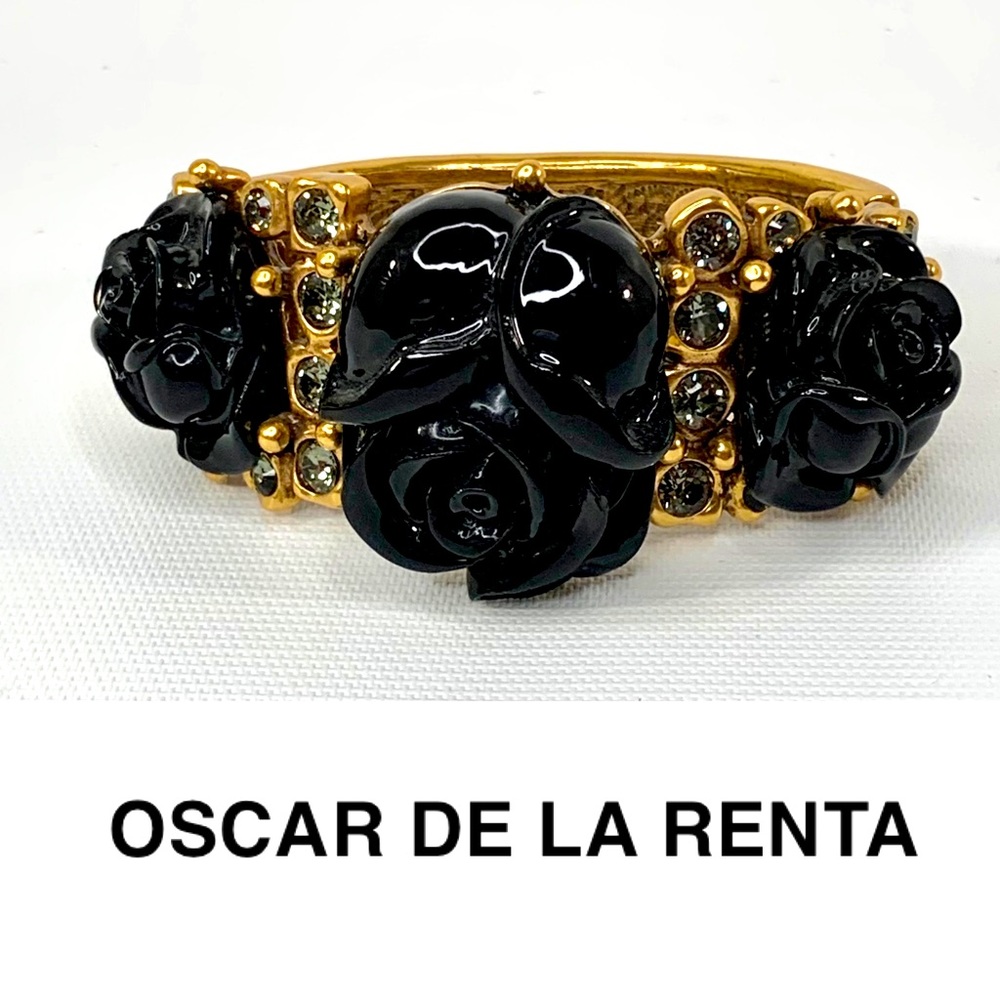💥HP💥Oscar De La Renta gold cuff bracelet